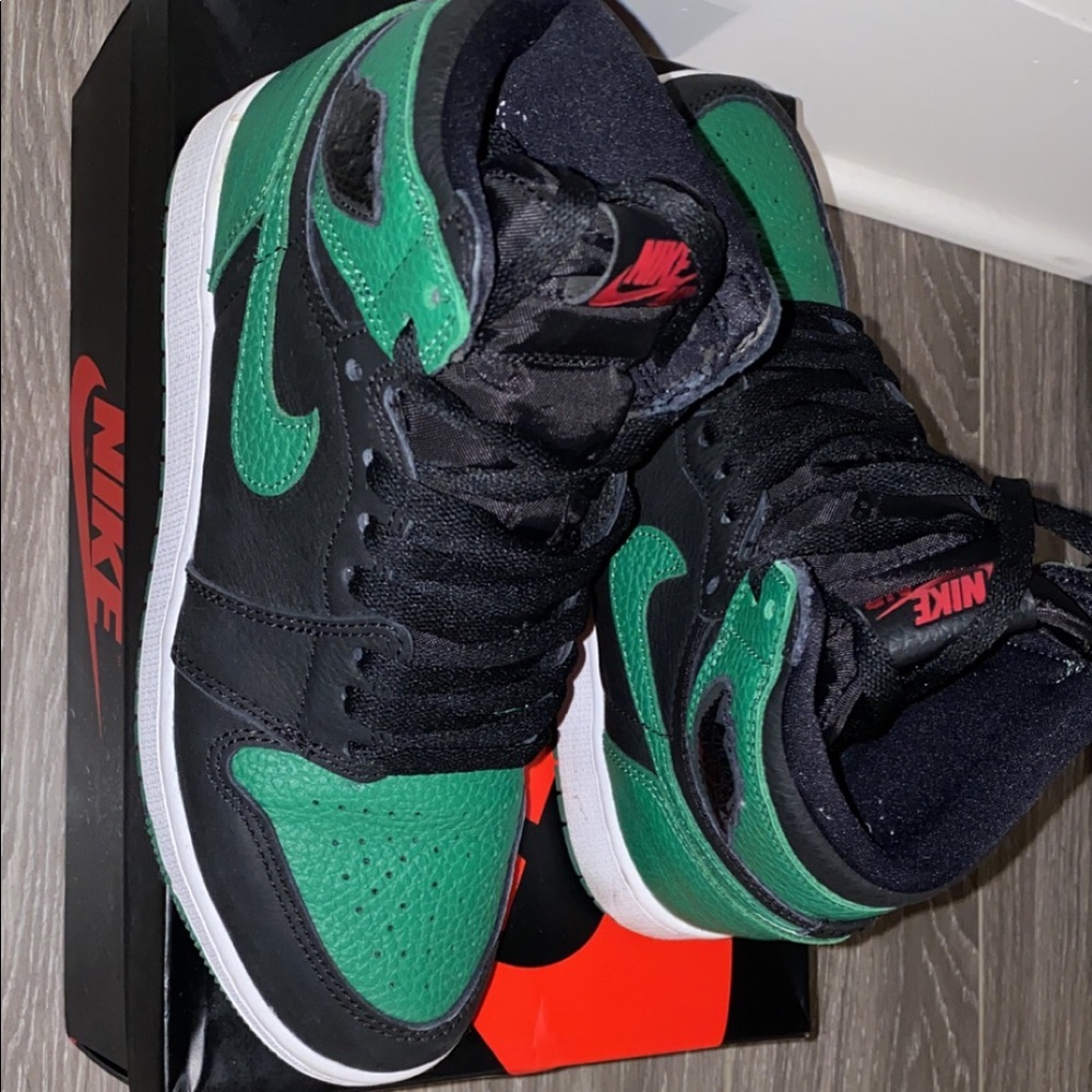Retro 1 Jordan kids size boys